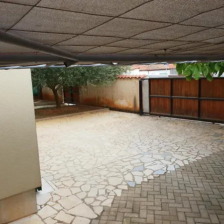 Guest house Bm Pula