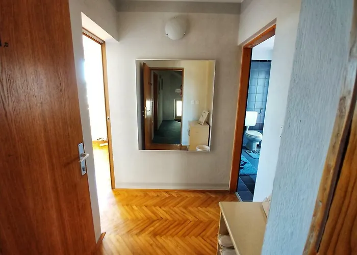 Bm Pensionat Pula