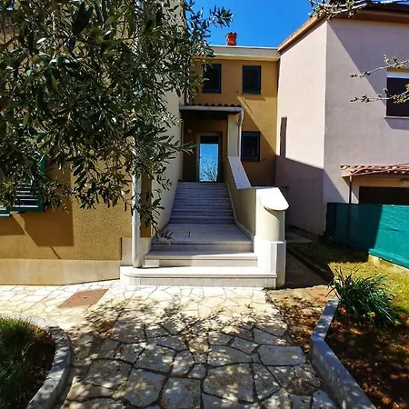 Bm 3* Pula